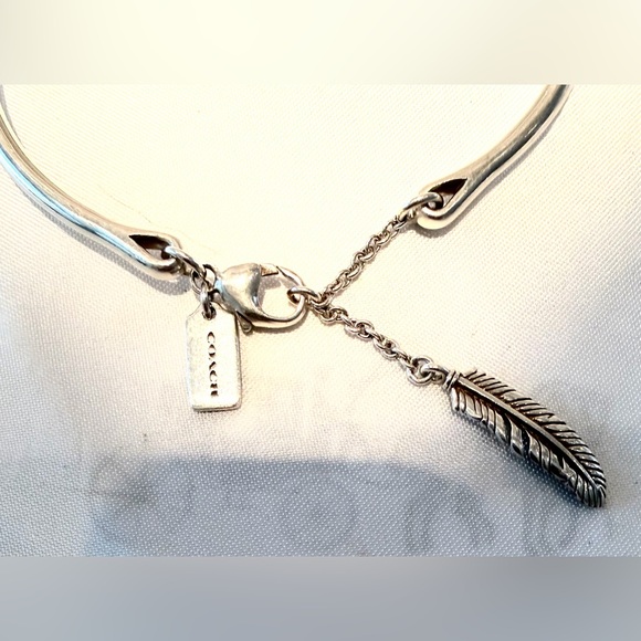 Coach 925 Sterling Silver feather bangle bracelet- NWOT/Comes with Box - Picture 2 of 4